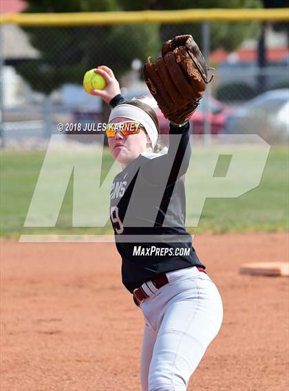 Thumbnail 1 in Cimarron-Memorial vs Faith Lutheran photogallery.