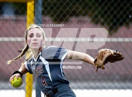 Thumbnail 2 in Cimarron-Memorial vs Faith Lutheran photogallery.