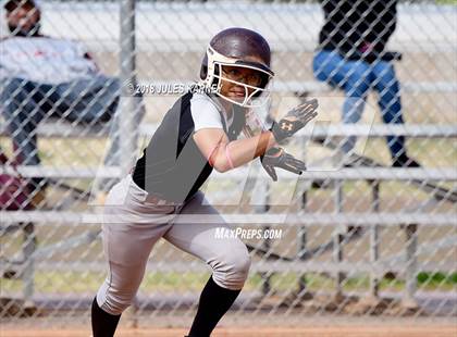 Thumbnail 3 in Cimarron-Memorial vs Faith Lutheran photogallery.