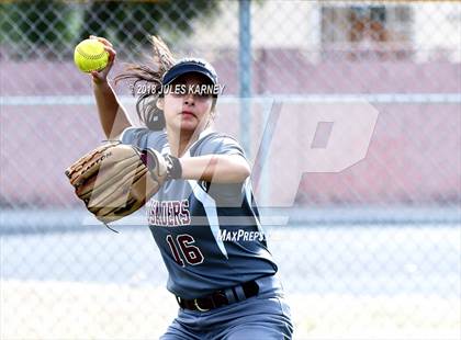 Thumbnail 1 in Cimarron-Memorial vs Faith Lutheran photogallery.