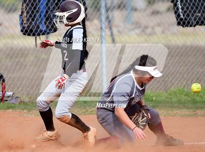 Thumbnail 1 in Cimarron-Memorial vs Faith Lutheran photogallery.