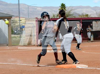 Thumbnail 3 in Cimarron-Memorial vs Faith Lutheran photogallery.
