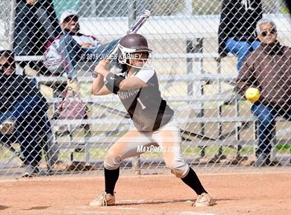 Thumbnail 2 in Cimarron-Memorial vs Faith Lutheran photogallery.