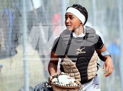 Thumbnail 1 in Cimarron-Memorial vs Faith Lutheran photogallery.