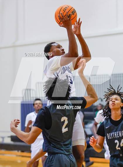 Thumbnail 2 in Blythewood vs.Tabernacle Baptist Christian Academy Bahamas (Lemon Street Classic) photogallery.