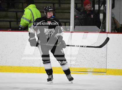 Thumbnail 3 in Tri-Town vs. Newington Co-op (CIAC D3 Qtr Final) photogallery.