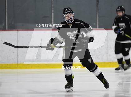 Thumbnail 3 in Tri-Town vs. Newington Co-op (CIAC D3 Qtr Final) photogallery.