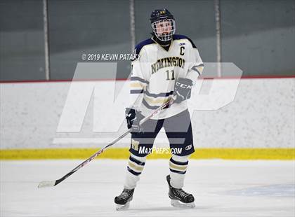 Thumbnail 3 in Tri-Town vs. Newington Co-op (CIAC D3 Qtr Final) photogallery.