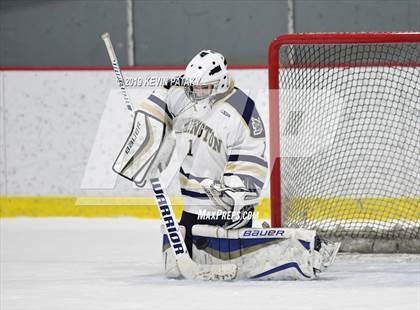 Thumbnail 3 in Tri-Town vs. Newington Co-op (CIAC D3 Qtr Final) photogallery.