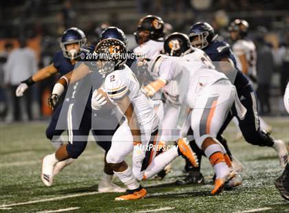 Thumbnail 2 in Central vs. Sierra Canyon (CIF State D1AA Final) photogallery.