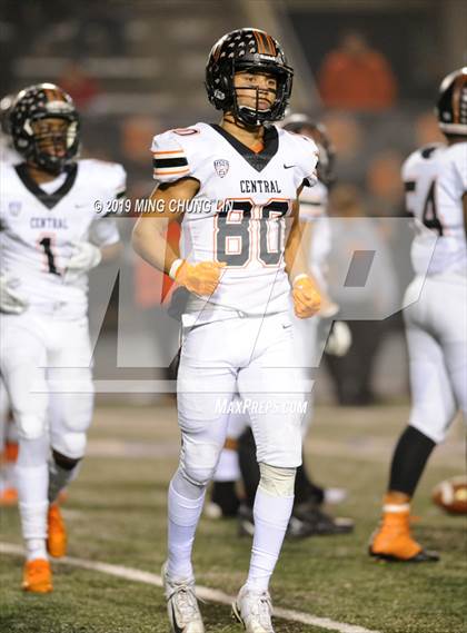 Thumbnail 1 in Central vs. Sierra Canyon (CIF State D1AA Final) photogallery.