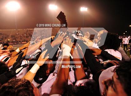 Thumbnail 2 in Central vs. Sierra Canyon (CIF State D1AA Final) photogallery.
