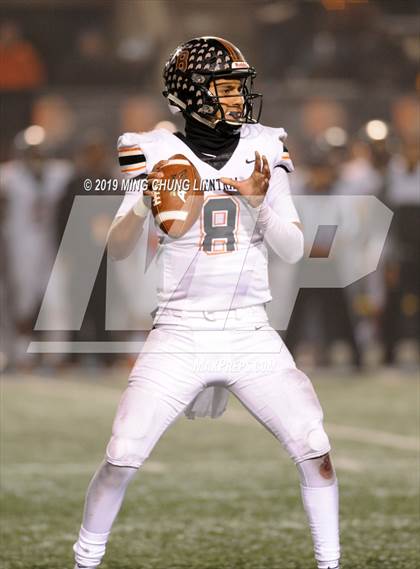 Thumbnail 1 in Central vs. Sierra Canyon (CIF State D1AA Final) photogallery.