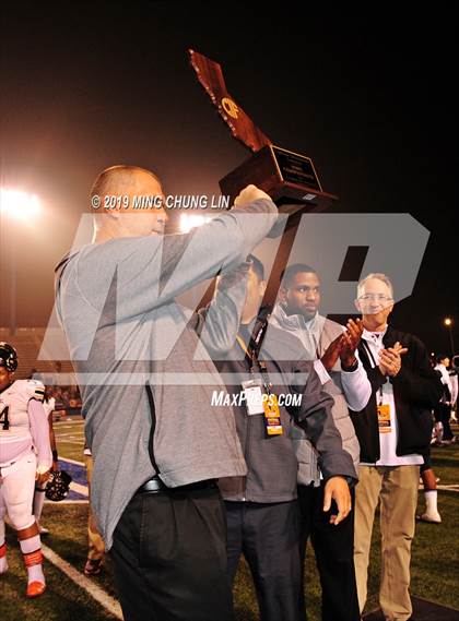 Thumbnail 2 in Central vs. Sierra Canyon (CIF State D1AA Final) photogallery.
