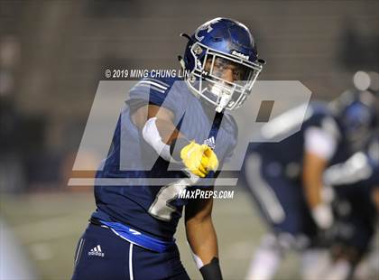 Thumbnail 3 in Central vs. Sierra Canyon (CIF State D1AA Final) photogallery.