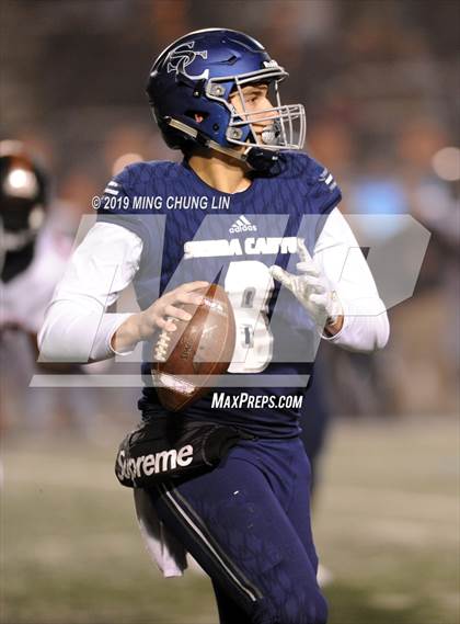 Thumbnail 3 in Central vs. Sierra Canyon (CIF State D1AA Final) photogallery.