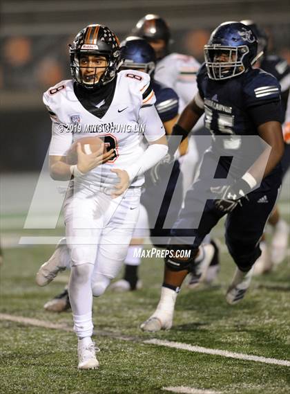 Thumbnail 2 in Central vs. Sierra Canyon (CIF State D1AA Final) photogallery.