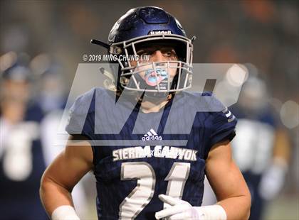 Thumbnail 2 in Central vs. Sierra Canyon (CIF State D1AA Final) photogallery.