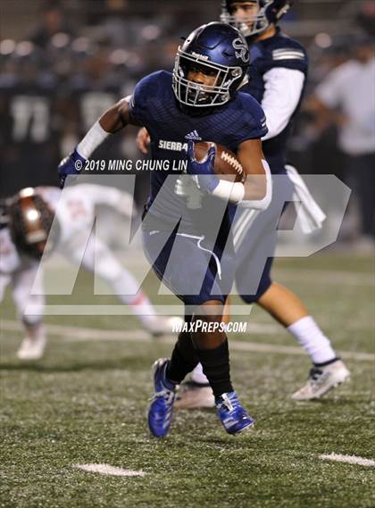 Thumbnail 2 in Central vs. Sierra Canyon (CIF State D1AA Final) photogallery.