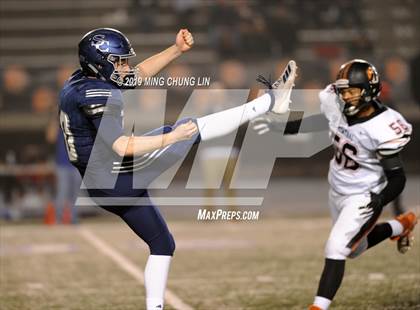 Thumbnail 2 in Central vs. Sierra Canyon (CIF State D1AA Final) photogallery.