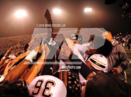 Thumbnail 1 in Central vs. Sierra Canyon (CIF State D1AA Final) photogallery.