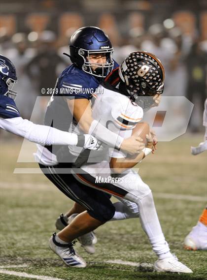 Thumbnail 1 in Central vs. Sierra Canyon (CIF State D1AA Final) photogallery.