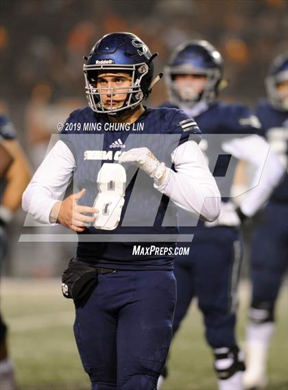 Thumbnail 3 in Central vs. Sierra Canyon (CIF State D1AA Final) photogallery.