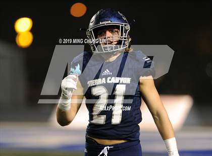 Thumbnail 3 in Central vs. Sierra Canyon (CIF State D1AA Final) photogallery.