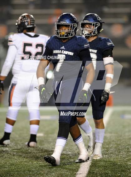 Thumbnail 1 in Central vs. Sierra Canyon (CIF State D1AA Final) photogallery.