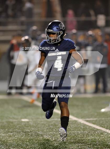 Thumbnail 1 in Central vs. Sierra Canyon (CIF State D1AA Final) photogallery.