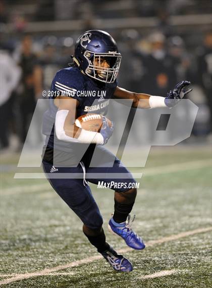 Thumbnail 2 in Central vs. Sierra Canyon (CIF State D1AA Final) photogallery.
