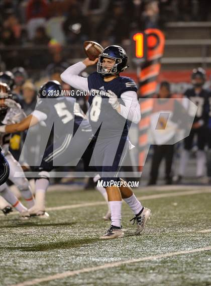 Thumbnail 2 in Central vs. Sierra Canyon (CIF State D1AA Final) photogallery.