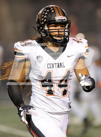 Thumbnail 3 in Central vs. Sierra Canyon (CIF State D1AA Final) photogallery.