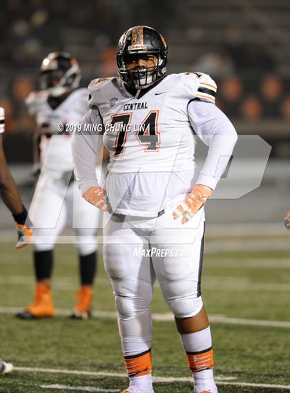 Thumbnail 3 in Central vs. Sierra Canyon (CIF State D1AA Final) photogallery.
