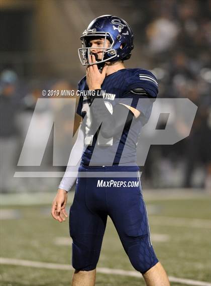 Thumbnail 2 in Central vs. Sierra Canyon (CIF State D1AA Final) photogallery.