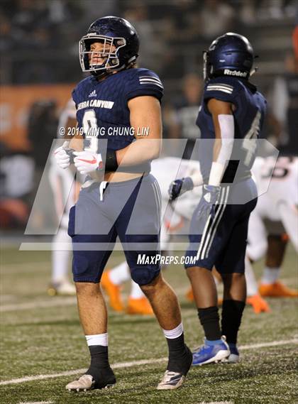 Thumbnail 1 in Central vs. Sierra Canyon (CIF State D1AA Final) photogallery.