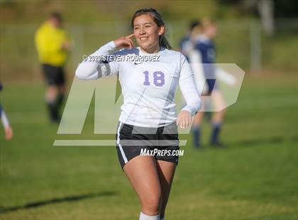 Thumbnail 2 in Escalon vs. Stone Ridge Christian photogallery.