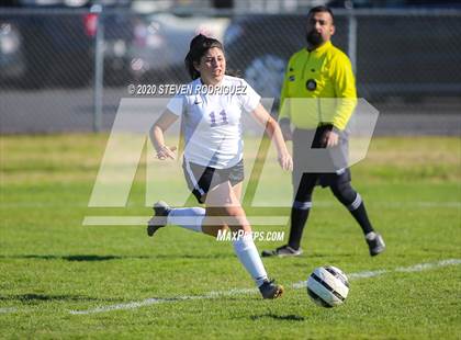Thumbnail 3 in Escalon vs. Stone Ridge Christian photogallery.