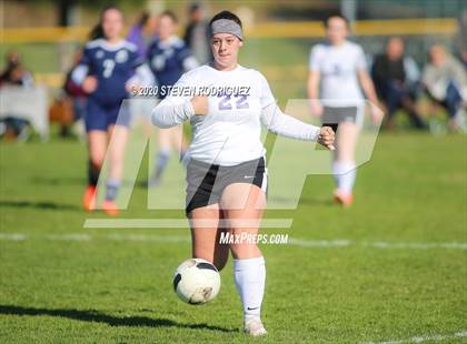 Thumbnail 2 in Escalon vs. Stone Ridge Christian photogallery.