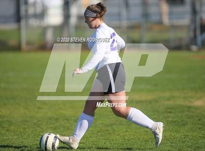 Thumbnail 3 in Escalon vs. Stone Ridge Christian photogallery.