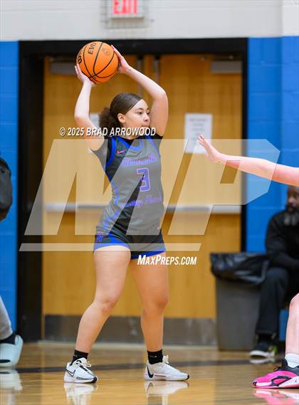 Thumbnail 1 in Statesville vs Community School of Davidson (North Iredell Holiday Classic) photogallery.