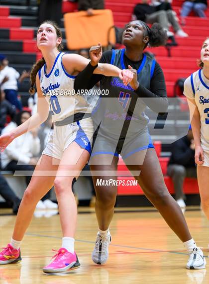Thumbnail 1 in Statesville vs Community School of Davidson (North Iredell Holiday Classic) photogallery.