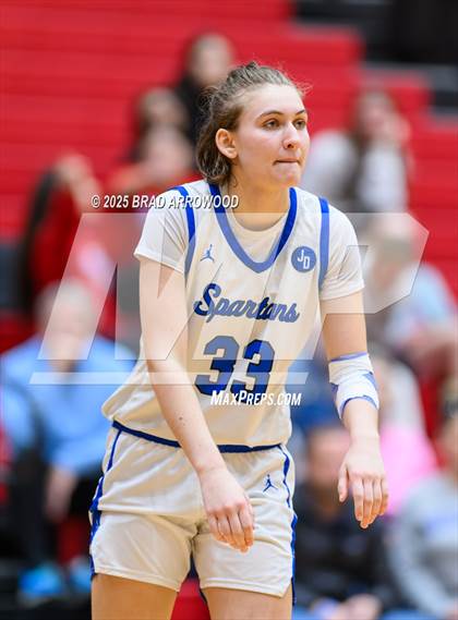 Thumbnail 3 in Statesville vs Community School of Davidson (North Iredell Holiday Classic) photogallery.