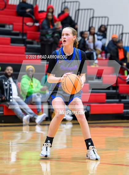 Thumbnail 1 in Statesville vs Community School of Davidson (North Iredell Holiday Classic) photogallery.