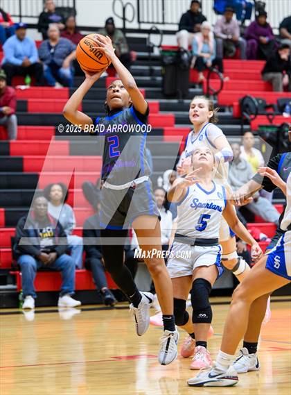 Thumbnail 1 in Statesville vs Community School of Davidson (North Iredell Holiday Classic) photogallery.