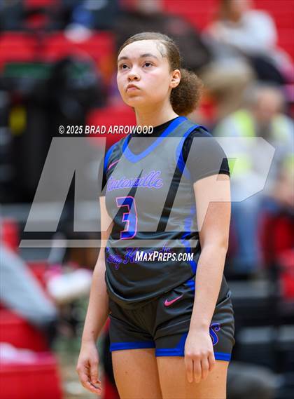 Thumbnail 3 in Statesville vs Community School of Davidson (North Iredell Holiday Classic) photogallery.