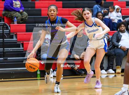 Thumbnail 2 in Statesville vs Community School of Davidson (North Iredell Holiday Classic) photogallery.