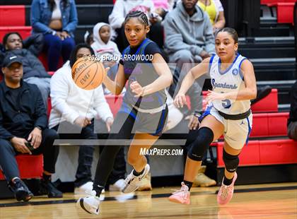 Thumbnail 2 in Statesville vs Community School of Davidson (North Iredell Holiday Classic) photogallery.