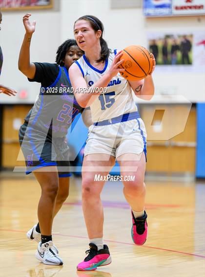 Thumbnail 3 in Statesville vs Community School of Davidson (North Iredell Holiday Classic) photogallery.