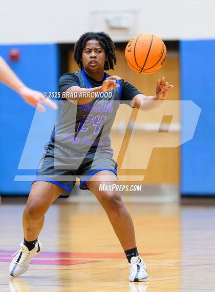 Thumbnail 1 in Statesville vs Community School of Davidson (North Iredell Holiday Classic) photogallery.